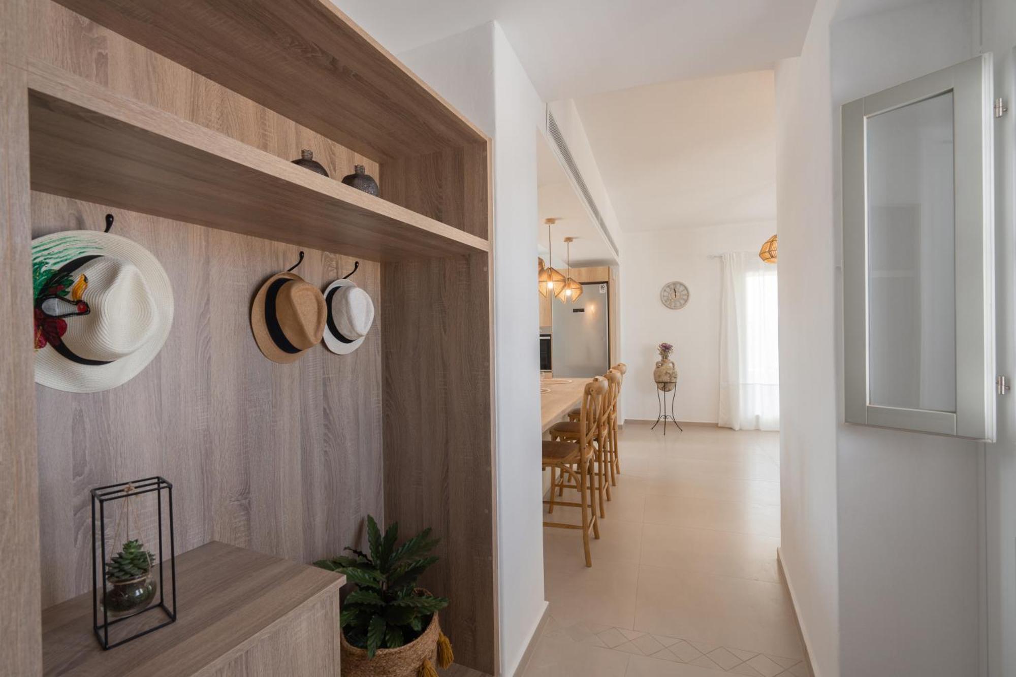 Villa Santa Maria Mare Naousa (Paros)
